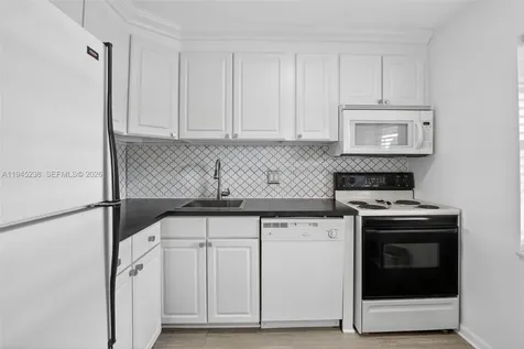 7897 Golf Circle Drive Margate FL 33063