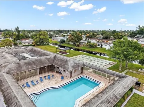 6855 NW 9th Street Margate FL 33063