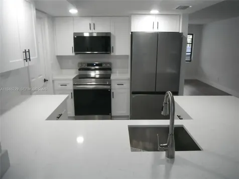 6855 NW 9th Street Margate FL 33063