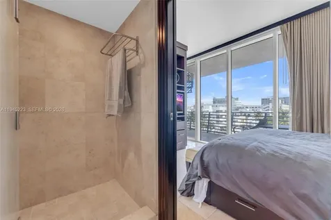 1437 Collins Avenue Miami Beach FL 33139