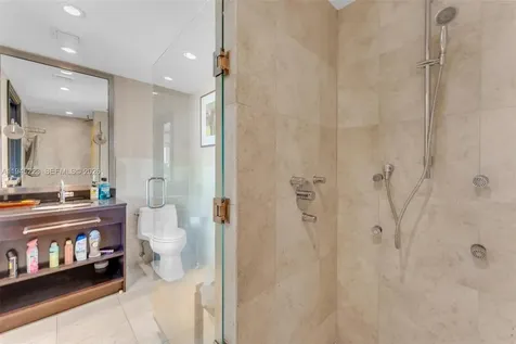 1437 Collins Avenue Miami Beach FL 33139