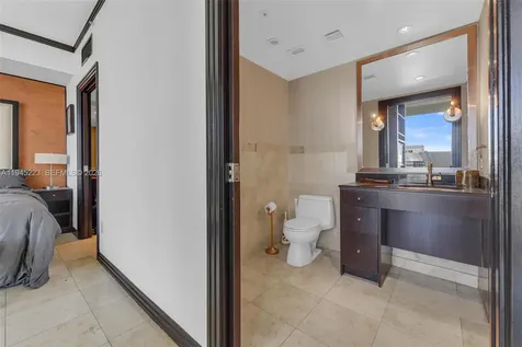 1437 Collins Avenue Miami Beach FL 33139