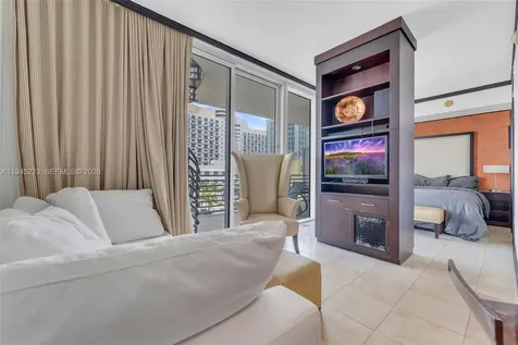 1437 Collins Avenue Miami Beach FL 33139