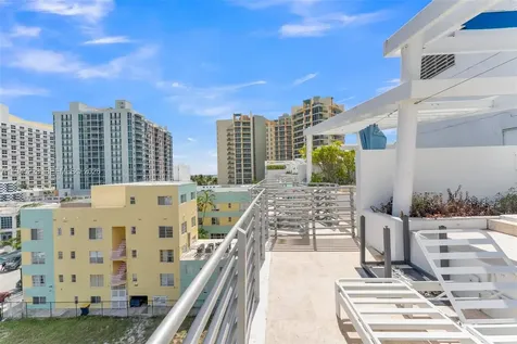 1437 Collins Avenue Miami Beach FL 33139