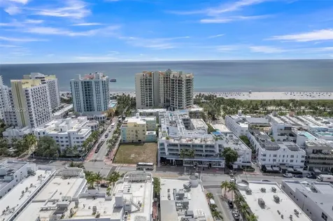 1437 Collins Avenue Miami Beach FL 33139