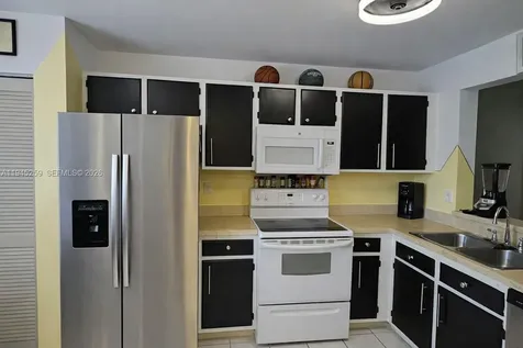 1448 Churchill Circle Naples FL 34116