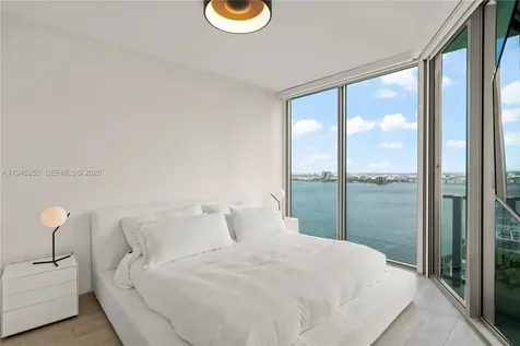 2900 NE 7th Avenue Miami FL 33137