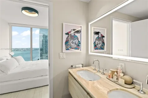 2900 NE 7th Avenue Miami FL 33137