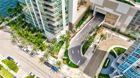 2900 NE 7th Avenue Miami FL 33137