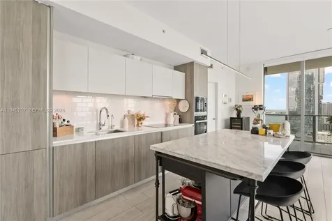 2900 NE 7th Avenue Miami FL 33137