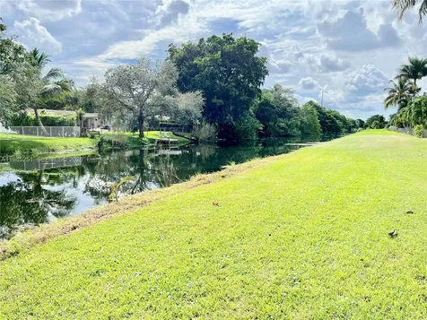 7470 NW 10th Court Plantation FL 33313