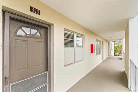 2998 NW 48th Terrace Lauderdale Lakes FL 33313