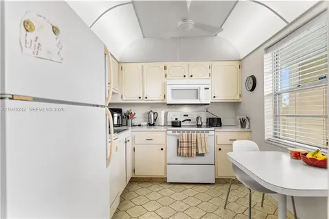 2998 NW 48th Terrace Lauderdale Lakes FL 33313