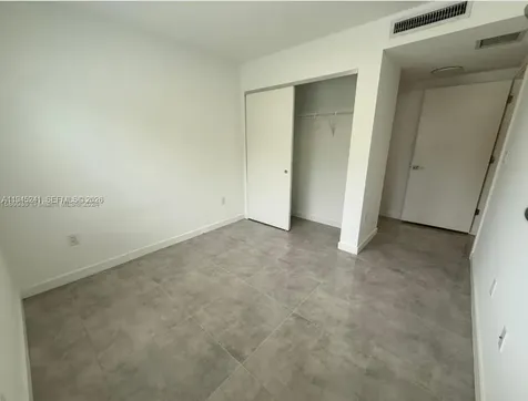 14752 NE 6th Avenue Miami FL 33161