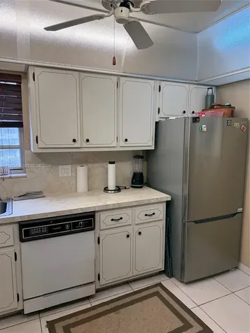 Hallandale Beach FL 33009