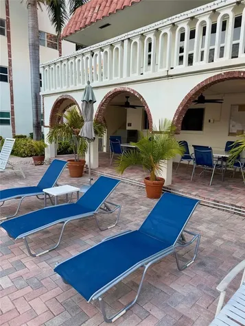 Hallandale Beach FL 33009