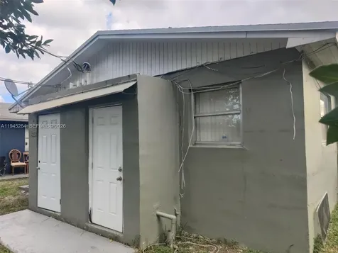 844 SW 10th Street Hallandale Beach FL 33009