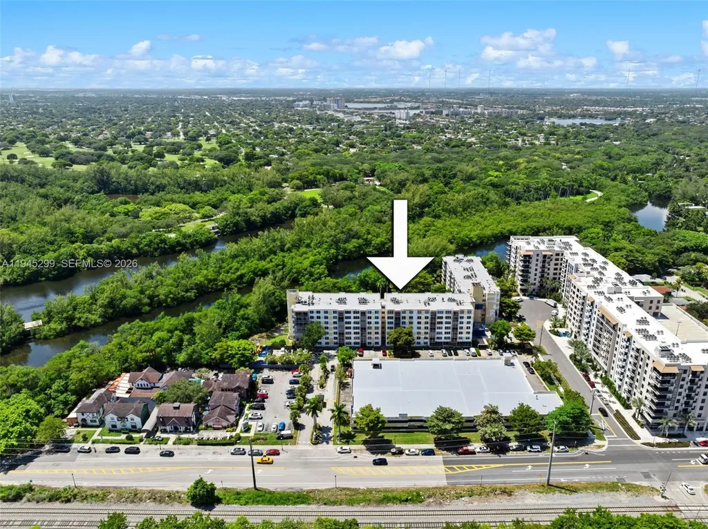 17890 W Dixie North Miami Beach FL 33160