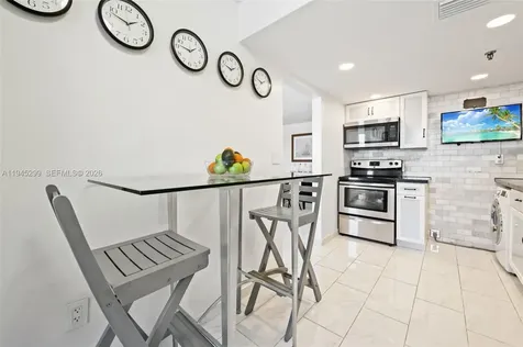 17890 W Dixie North Miami Beach FL 33160