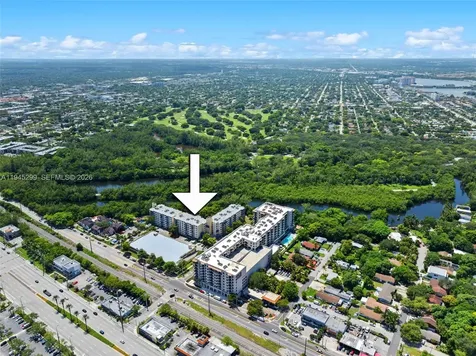 17890 W Dixie North Miami Beach FL 33160