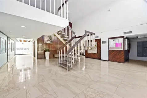 17890 W Dixie North Miami Beach FL 33160