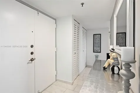 17890 W Dixie North Miami Beach FL 33160