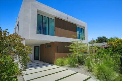 355 NW 50th Street Miami FL 33127