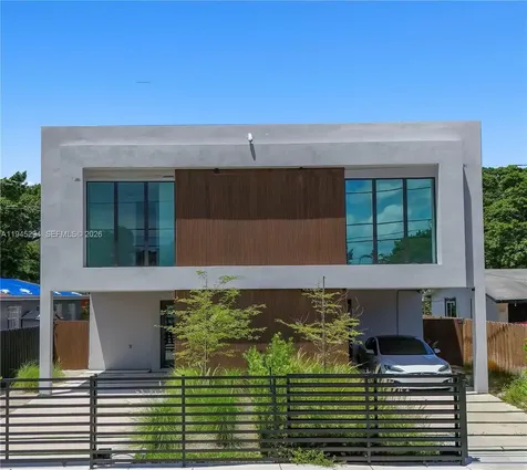 355 NW 50th Street Miami FL 33127