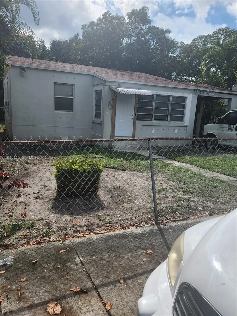 Miami FL 33142