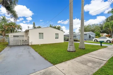 2721 Harding Street Hollywood FL 33020
