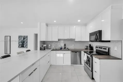 2721 Harding Street Hollywood FL 33020