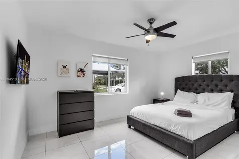 2721 Harding Street Hollywood FL 33020