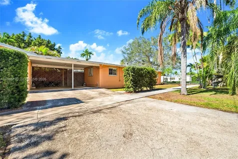 5700 SW 45th Terrace Miami FL 33155