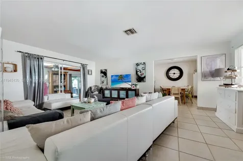 5700 SW 45th Terrace Miami FL 33155