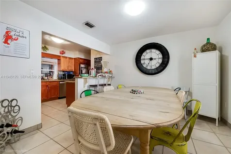 5700 SW 45th Terrace Miami FL 33155
