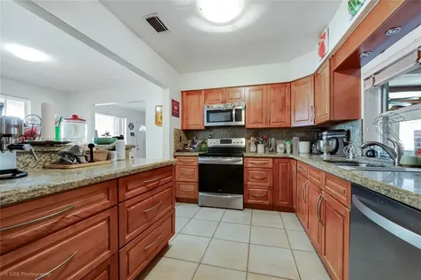 5700 SW 45th Terrace Miami FL 33155