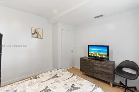 810 7th Street Miami Beach FL 33139