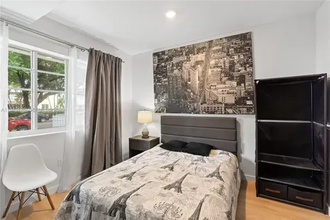 810 7th Street Miami Beach FL 33139