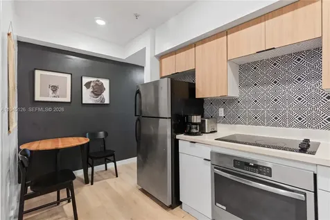 810 7th Street Miami Beach FL 33139