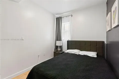 810 7th Street Miami Beach FL 33139