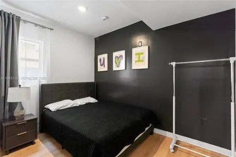 810 7th Street Miami Beach FL 33139