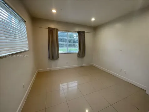 250 S Shore Drive Miami Beach FL 33141