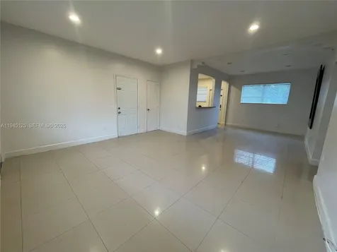 250 S Shore Drive Miami Beach FL 33141