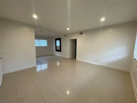 250 S Shore Drive Miami Beach FL 33141