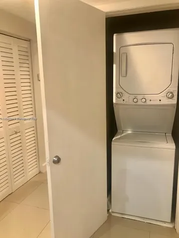 250 S Shore Drive Miami Beach FL 33141
