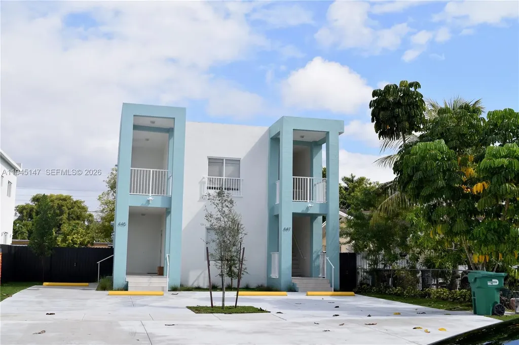 447 SW 78th Court Unincorporated Dade FL 33144