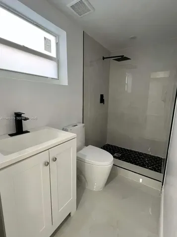 2850 NW 7th Street Fort Lauderdale FL 33311