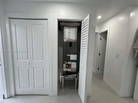2850 NW 7th Street Fort Lauderdale FL 33311