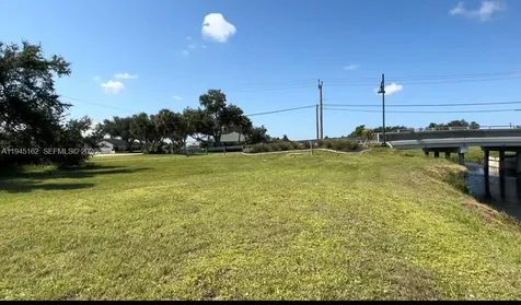 401 Rotonda Creek Port Charlotte FL 33947