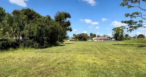 401 Rotonda Creek Port Charlotte FL 33947